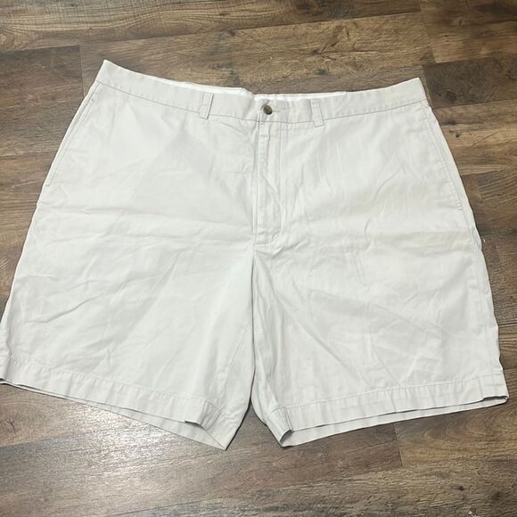Brooks Brothers flat front shorts. Size 42 - Picture 1 of 5